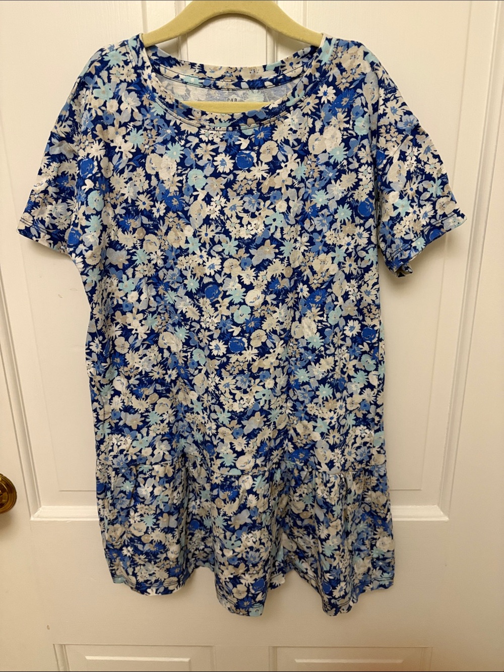 Girls Small: GAP Blue and White Floral Drip Waist Tee Dress: Back to School